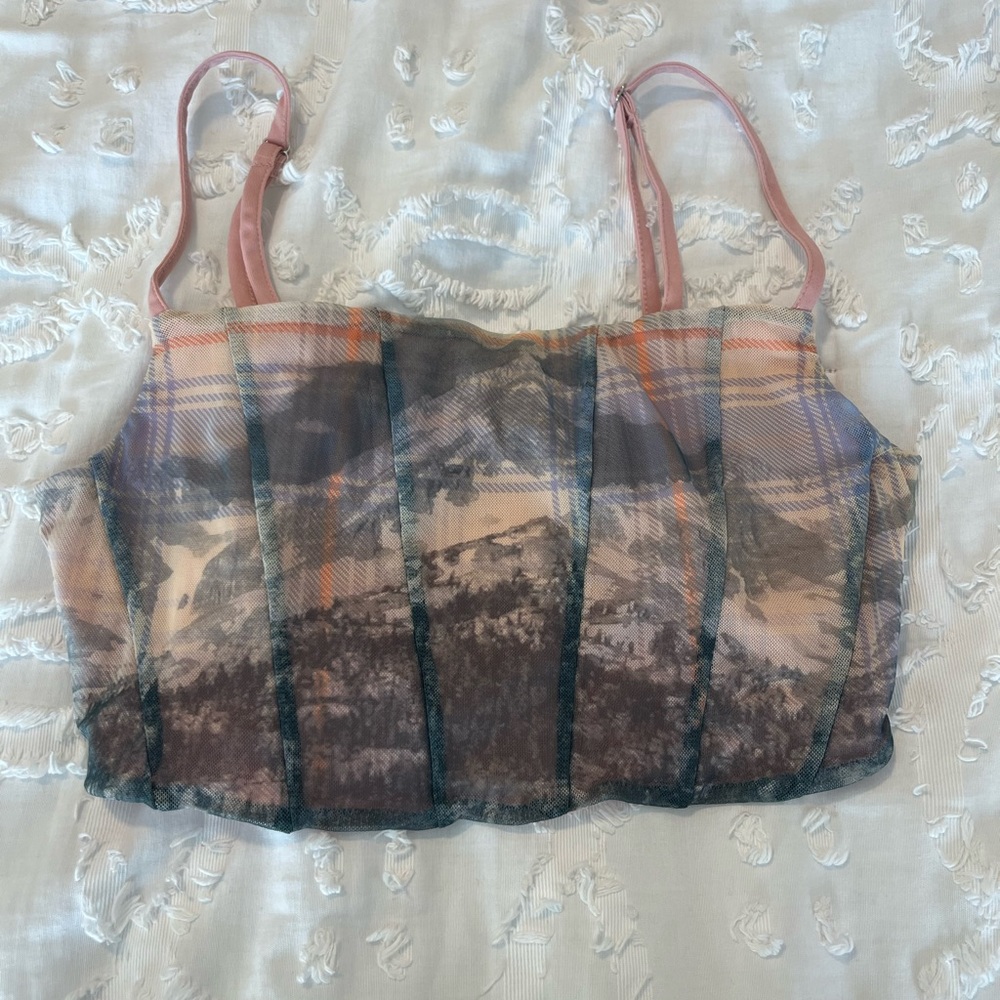 NWOT- Urban Mesh Mountain Crop Top